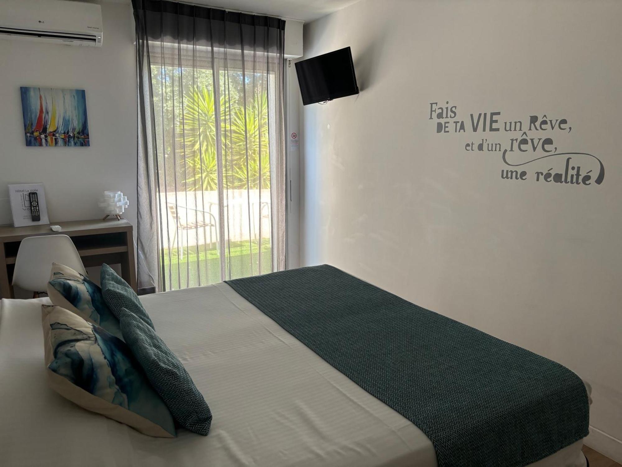 Hotel La Voile Bormes-les-Mimosas Zewnętrze zdjęcie