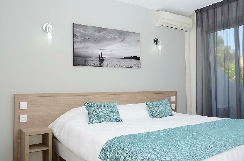 Hotel La Voile Bormes-les-Mimosas Zewnętrze zdjęcie
